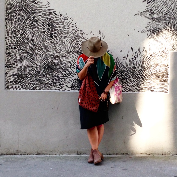 Meet your Posher, Lana - Picture 1 of 10